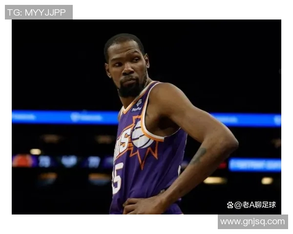 足球明星对杜兰特的评价与篮球精神的深刻探讨